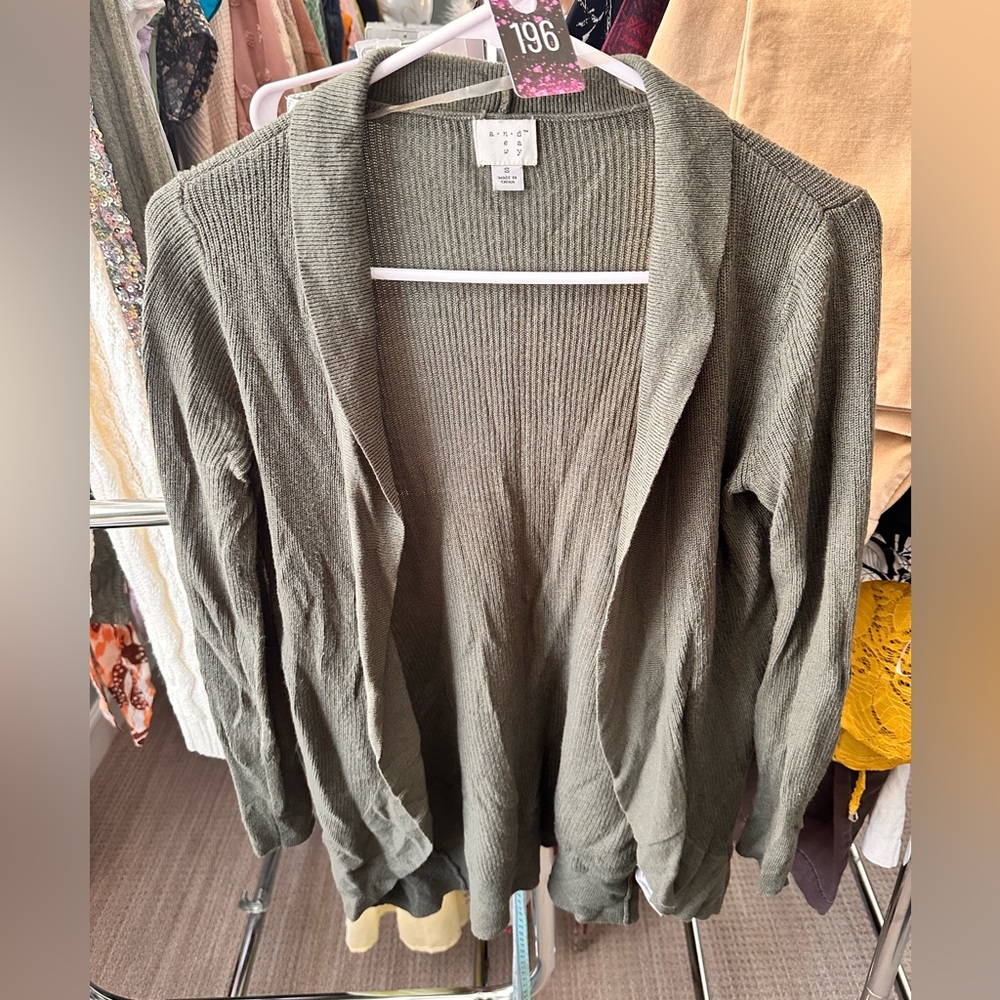 #196 Women's and e a w y long sleeve Ribbed Cardigan in Olive Green Size S.